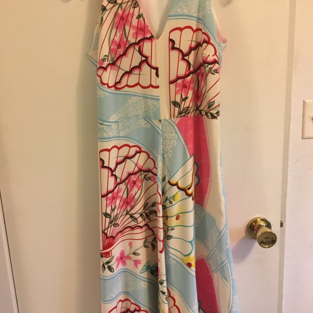 Dress - Picture 2 of 2